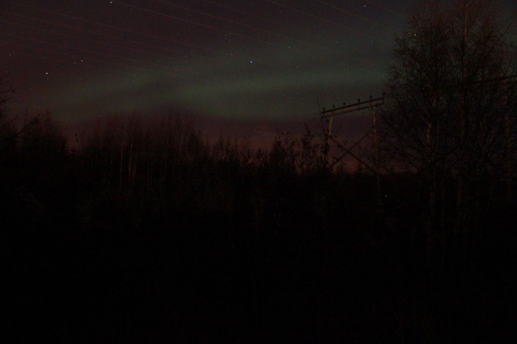 auroa boreal sobre Rovaniemi
