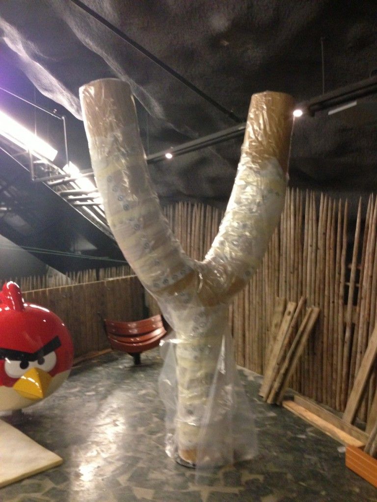 El famoso tirachinas de Angry Birds, a punto de ser montado en Santa Park