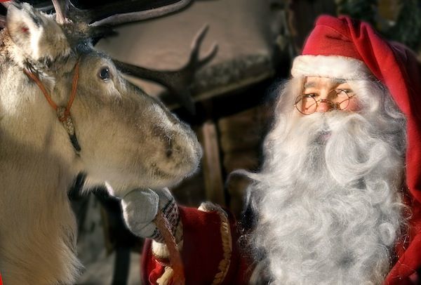Papá Noel y su reno Rodolfo