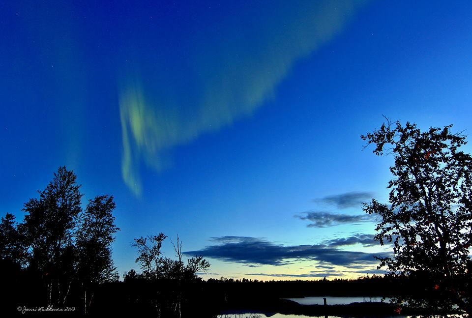 Aurora boreal en Inari (21.8.2013) - Foto: Jouni Liukkonen