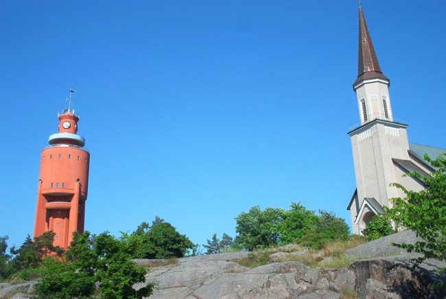 La Torre del Agua y la Iglesia de Hanko