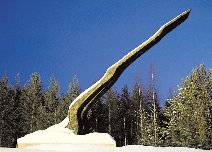 La Llama. Escultura en memoria de la Guerra de Invierno diseñada por Alvar Aalto en Suomussalmi