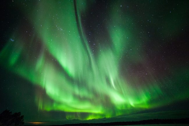 Aurora Boreal encima del lago Inari 