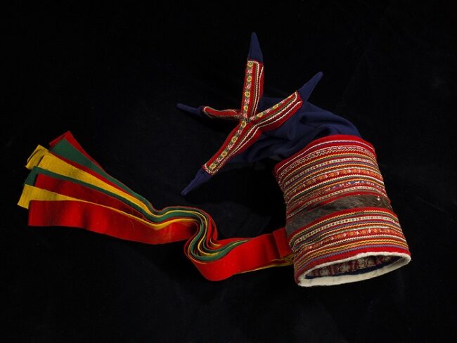 Cada-comunidad-Sami-tiene-su-propio-diseño-y-color-del-sombrero-de-los-cuatro-vientos_fotoNtnu